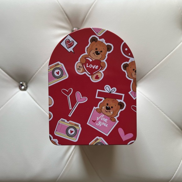 Tin Mailbox - Picture 2 of 6